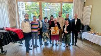 Christa Brandt feiert ihr 55-jähriges Ehrenamtsjubiläum bei St. Johannis